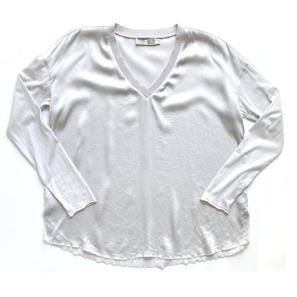 Go Silk Iconic Silk V-Neck Pullover - Picture 4 of 10